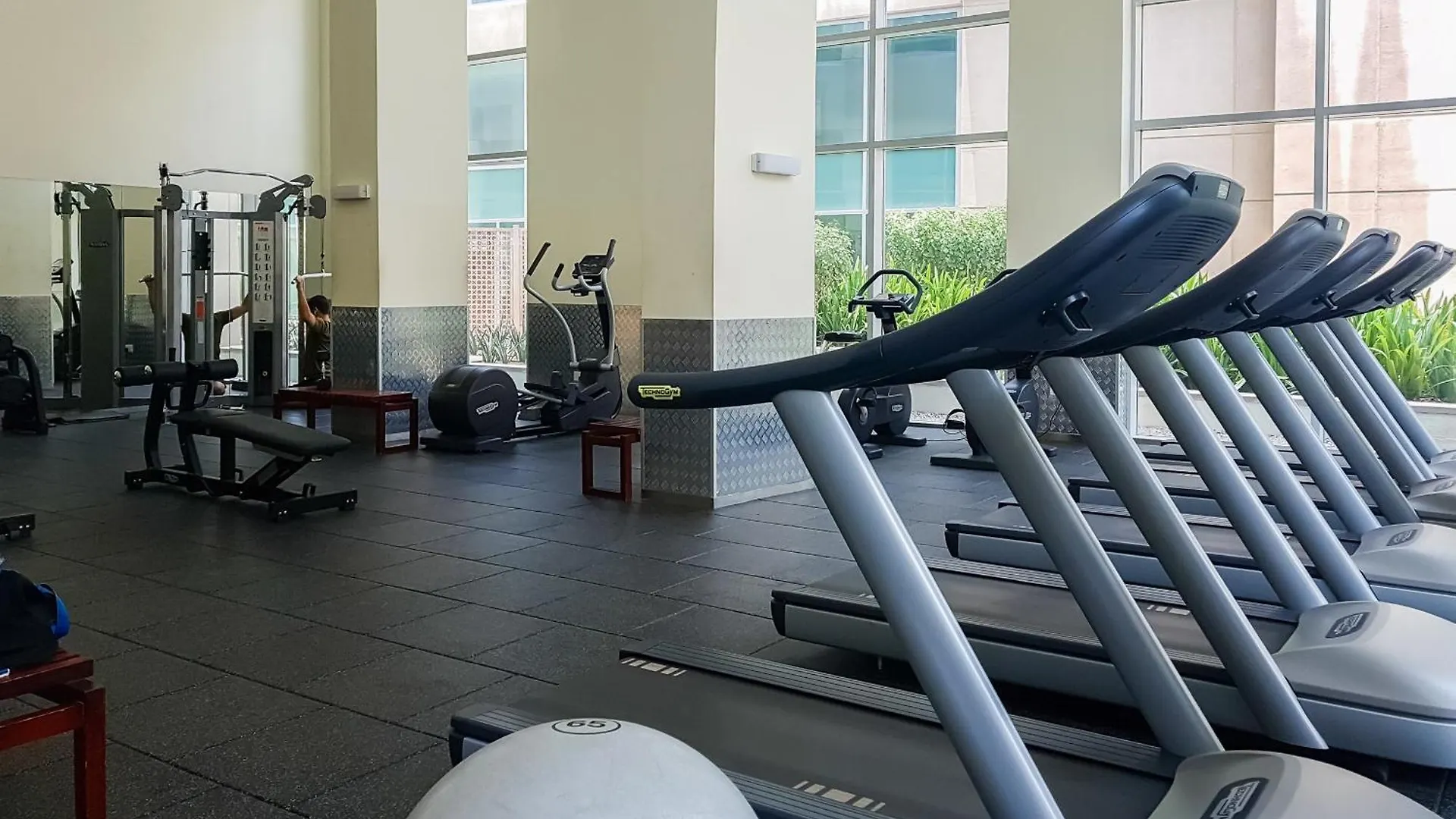Burj Views East, Downtown Dubai - Mint Stay 아랍에미리트