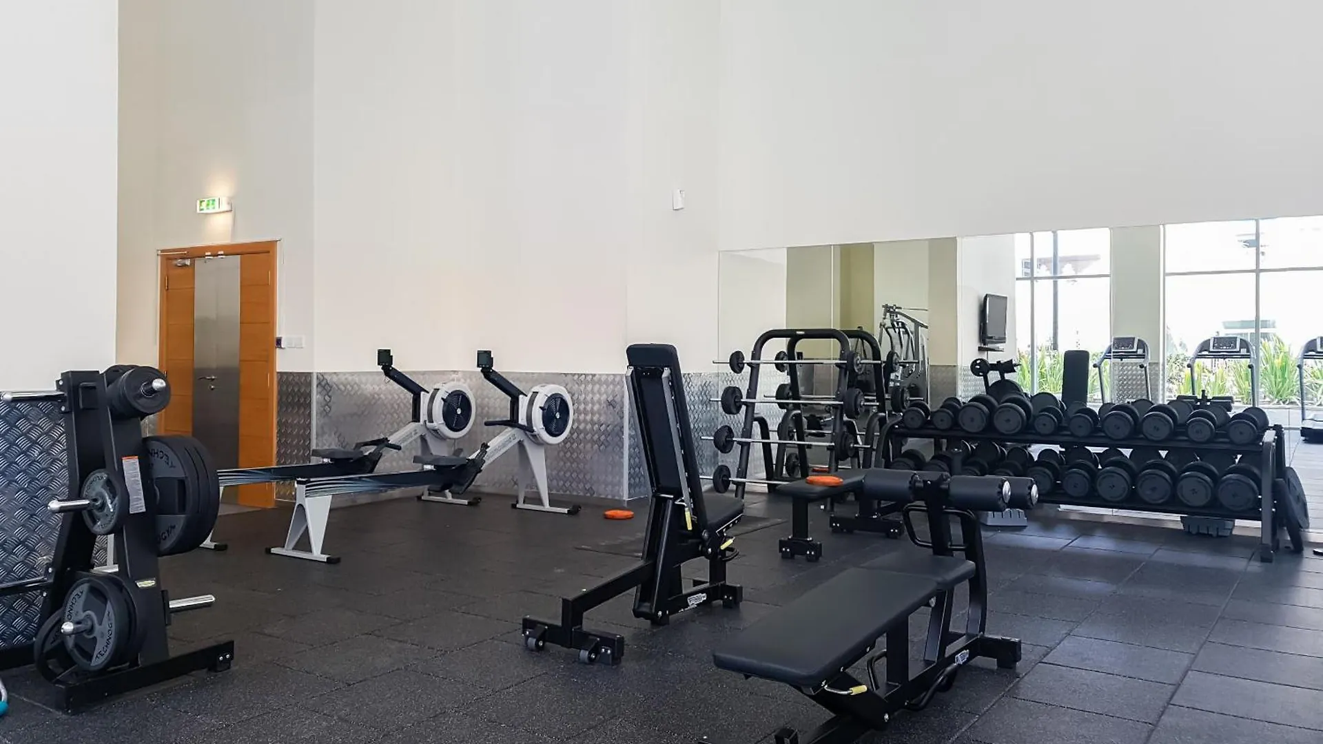 Apartment Burj Views East, Downtown Dubai - Mint Stay